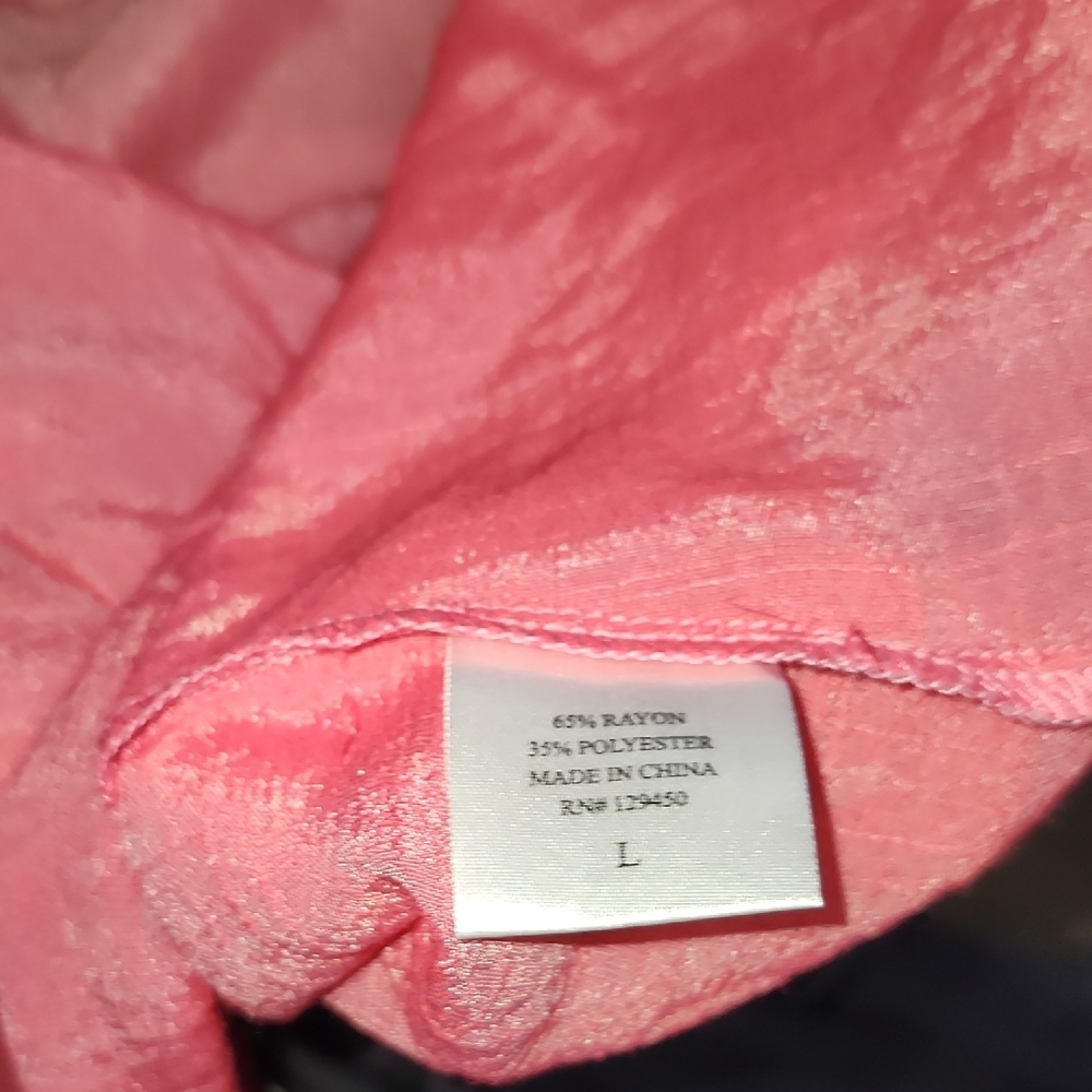 Chic Pink Ruffled Blouse - Picture 3 of 4